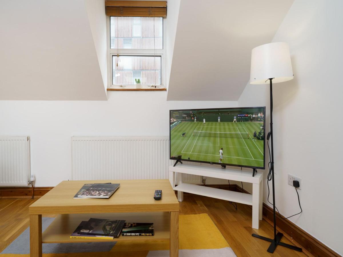 Flat In Londonアパートメント エクステリア 写真